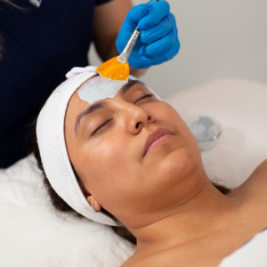 Customized 60-Minute Facial for Healthy Skin